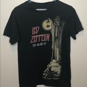 Led Zeppelin shirt